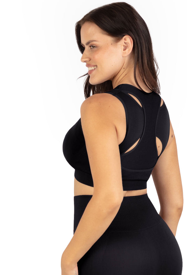 Sports Bra - Triple-layer Support Racer & High Waist 3/4 Capri Leggings